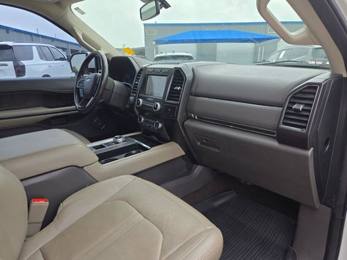 Used 2021 Ford Expedition Max Limited RWD image 27