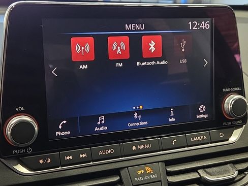 Used 2022 Nissan Altima 2.5 SV image 18