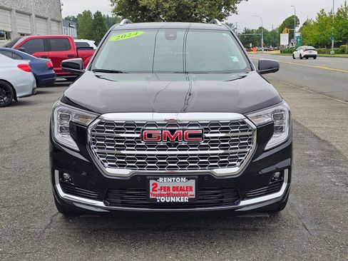 Used 2024 GMC Terrain Denali w/ Black Diamond Edition AWD/4WD image 2