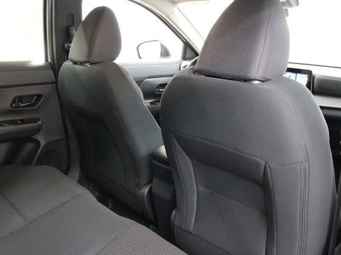 New 2026 Nissan Kicks S image 18