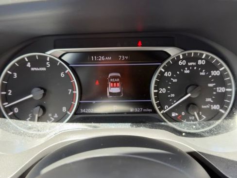 Used 2023 Nissan Rogue SV AWD/4WD image 17