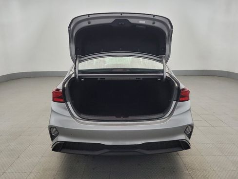 Used 2023 Kia Forte LXS image 29