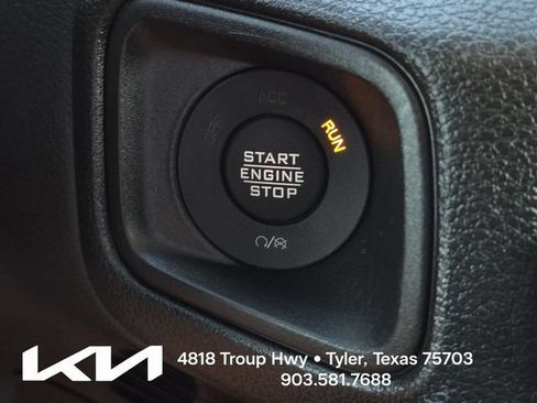 Used 2024 Jeep Wrangler Unlimited Sport AWD/4WD image 33