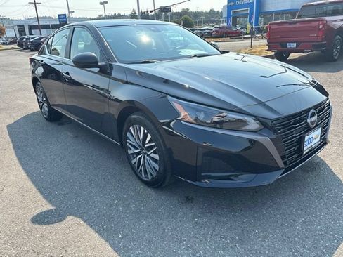 Used 2026 Nissan Altima 2.5 SV AWD/4WD image 7