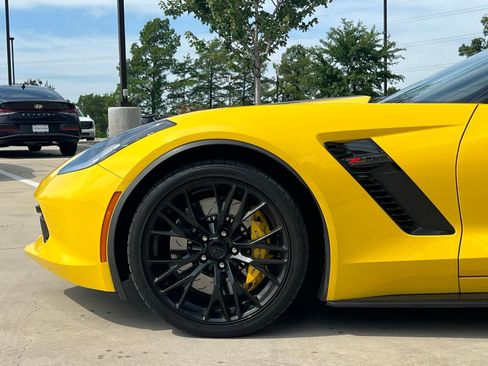 Used 2019 Chevrolet Corvette Z06 RWD image 8