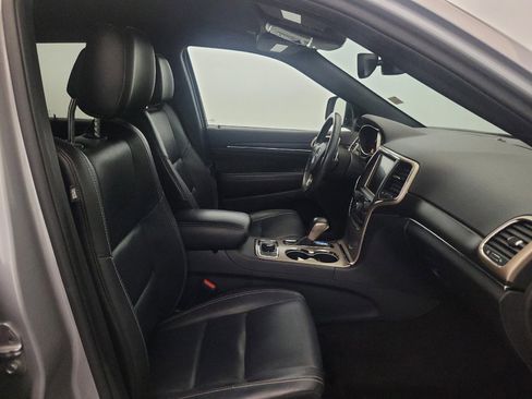 Used 2017 Jeep Grand Cherokee Limited AWD/4WD image 21