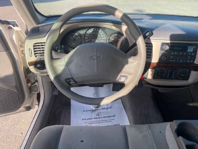 Used 2004 Chevrolet Impala w/ Preferred Equipment Group FWD image 23