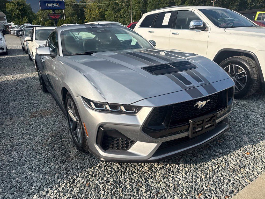 Used 2024 Ford Mustang GT Premium RWD image 2