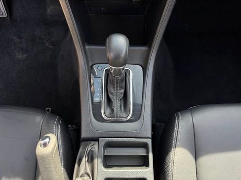 Used 2015 Subaru Crosstrek Touring AWD/4WD image 18
