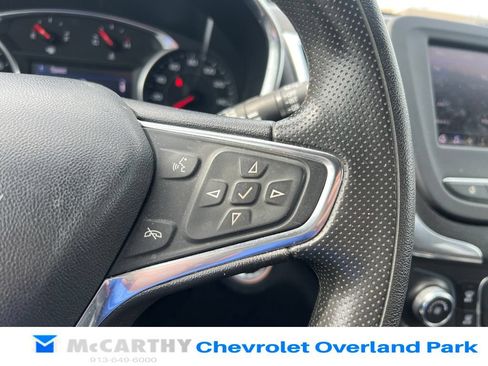 Used 2020 Chevrolet Equinox LT AWD/4WD image 13