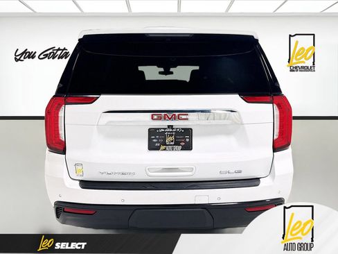 Used 2022 GMC Yukon SLE image 6