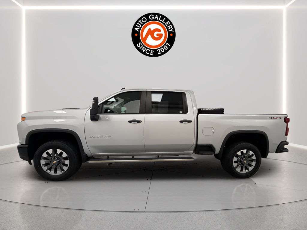 Used 2022 Chevrolet Silverado 2500 Custom w/ Custom Value Package AWD/4WD image 6