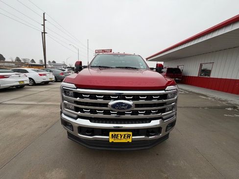 Used 2022 Ford F550 4x4 Crew Cab Super Duty w/ Lariat Value Package image 3