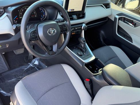 Certified 2025 Toyota RAV4 XLE image 19