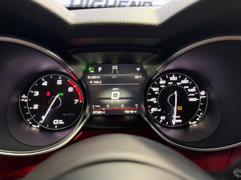 Used 2018 Alfa Romeo Stelvio Ti Sport image 36