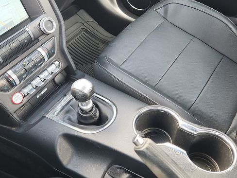 Used 2017 Ford Mustang GT Premium w/ Equipment Group 401A image 27