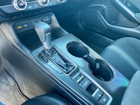 Used 2025 Honda Civic Sport image 16