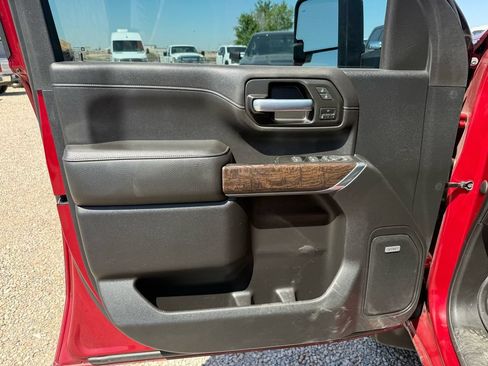 Used 2020 GMC Sierra 2500 Denali w/ Denali Ultimate Package AWD/4WD image 29