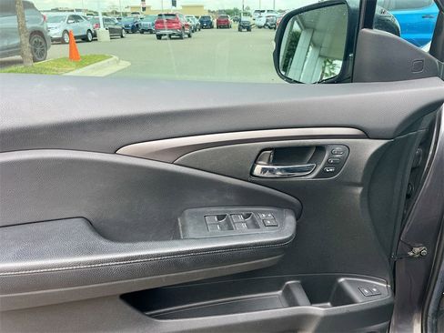 Used 2020 Honda Pilot EX-L image 9