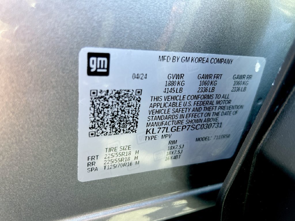Used 2025 Chevrolet Trax RS w/ Driver Confidence Package FWD image 27