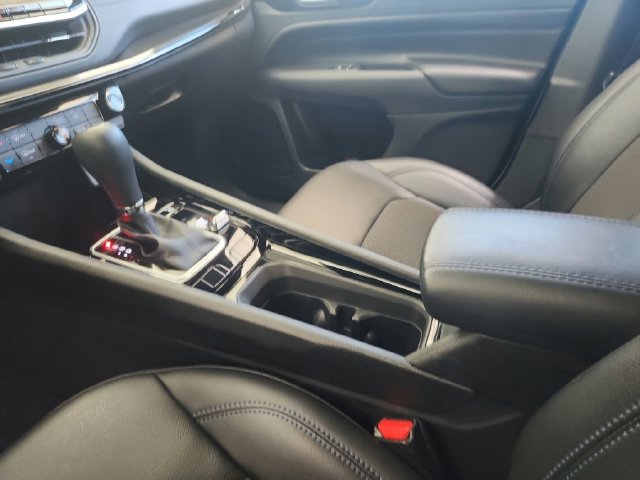 Used 2026 Jeep Compass Latitude AWD/4WD image 10