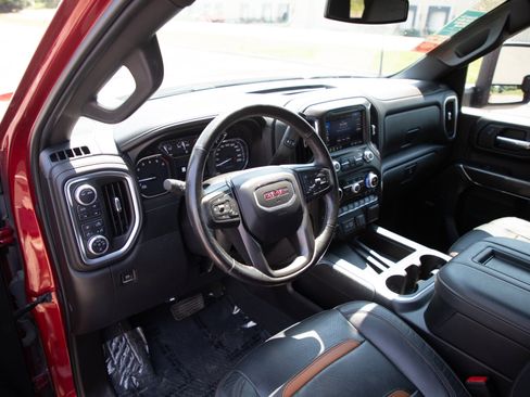 Used 2021 GMC Sierra 2500 AT4 w/ AT4 Preferred Package AWD/4WD image 21