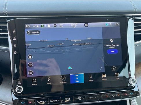 Used 2023 Jeep Grand Wagoneer 4WD image 13