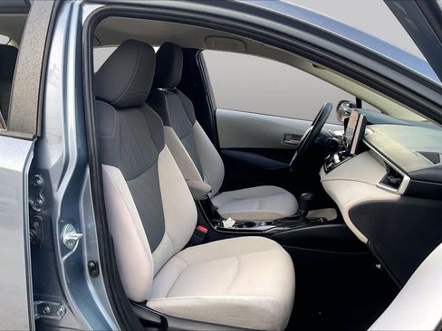 Used 2021 Toyota Corolla LE FWD image 7