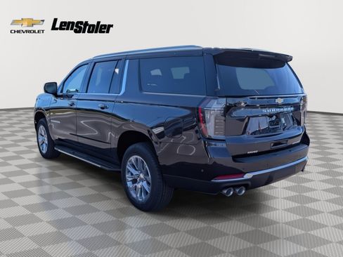 New 2026 Chevrolet Suburban Premier image 2