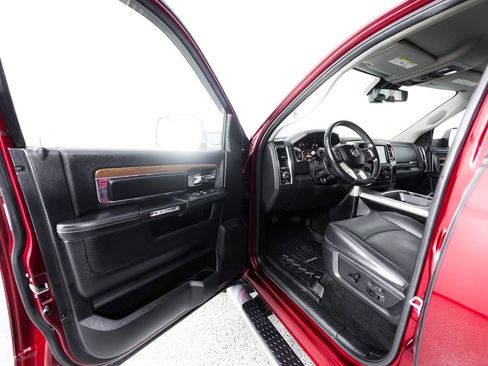 Used 2016 RAM 1500 Laramie w/ Convenience Group AWD/4WD image 21