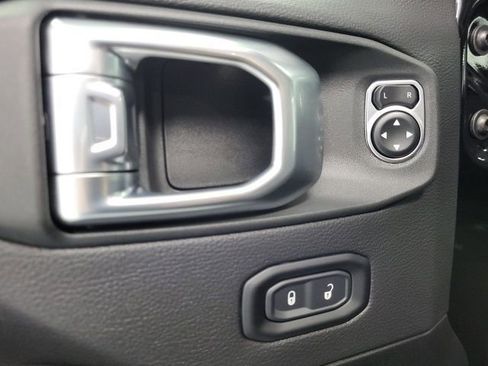 New 2025 Jeep Wrangler Sahara image 22