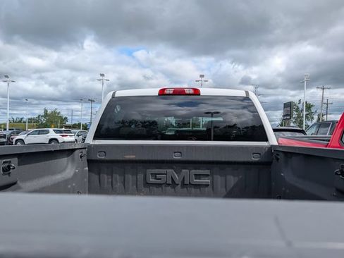Used 2019 GMC Sierra 2500 4x4 Crew Cab w/ Sierra Convenience Package image 8