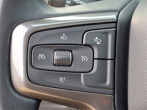 Used 2023 Chevrolet Suburban RST image 19