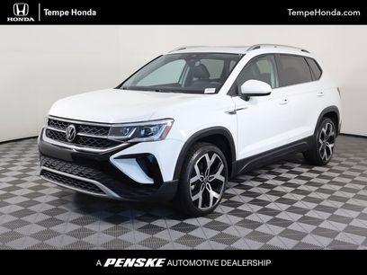 Used 2022 Volkswagen Taos SEL w/ Panoramic Sunroof Package