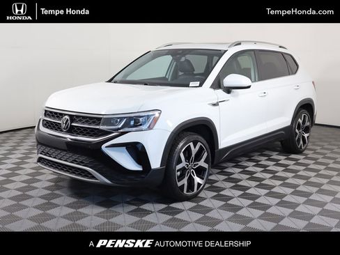 Used 2022 Volkswagen Taos SEL w/ Panoramic Sunroof Package image 1