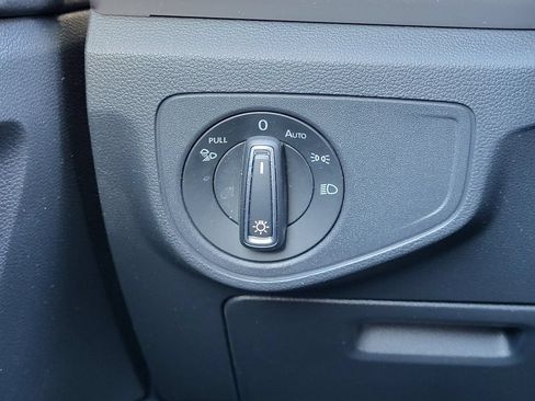 Used 2021 Volkswagen Atlas SE AWD/4WD image 14