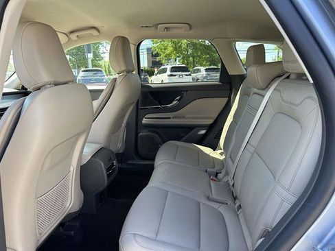 Used 2022 Lincoln Corsair AWD w/ Equipment Group 101A image 10