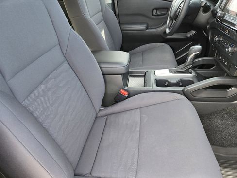 Used 2022 Nissan Frontier S w/ Technology Package image 19