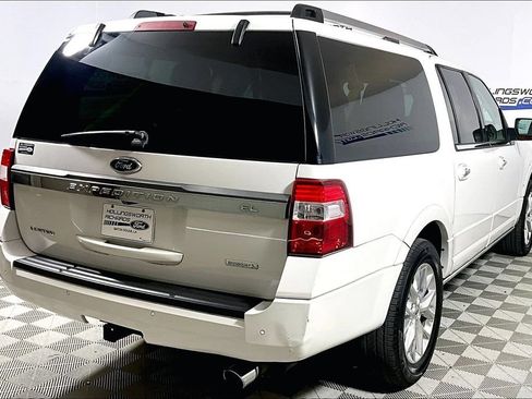 Used 2015 Ford Expedition EL Limited w/ Equipment Group 301A RWD image 9