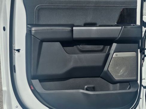 New 2026 Ford F250 Lariat w/ Black Appearance Package image 35