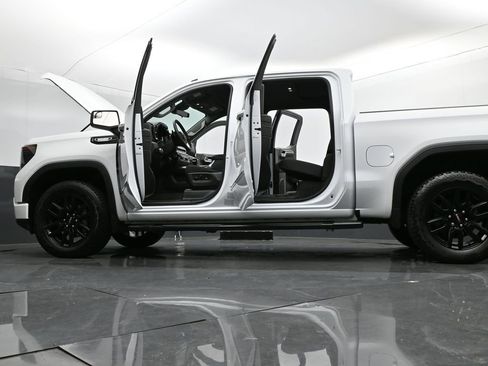 Used 2025 GMC Sierra 1500 Elevation w/ Preferred Package image 38