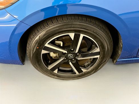 Used 2024 Nissan Sentra SV image 11