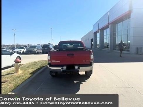 Used 2010 Toyota Tacoma 4x4 Access Cab V6 image 7