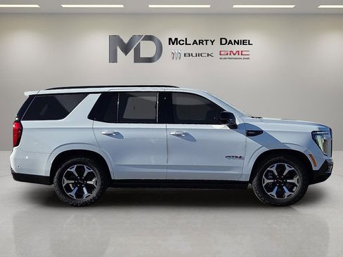 Used 2026 GMC Yukon AT4 Ultimate w/ LPO, Floor Liner Package image 6