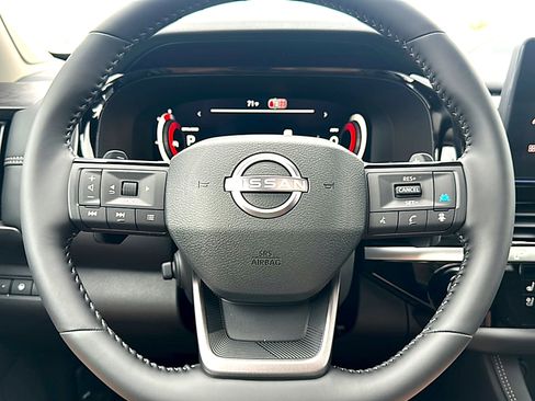 New 2026 Nissan Pathfinder Platinum w/ Cargo Package FWD image 19