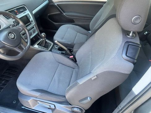 Used 2015 Volkswagen Golf Launch Edition FWD image 15