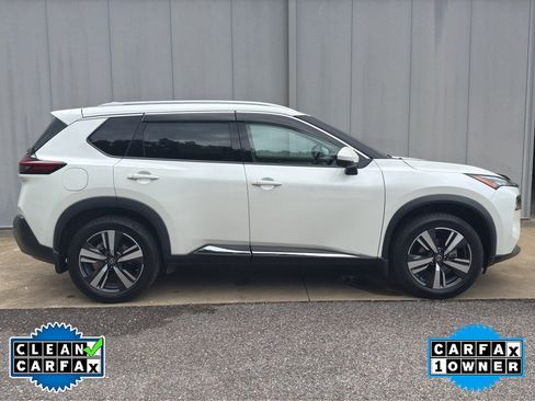 Used 2021 Nissan Rogue SL w/ Premium Package FWD image 2