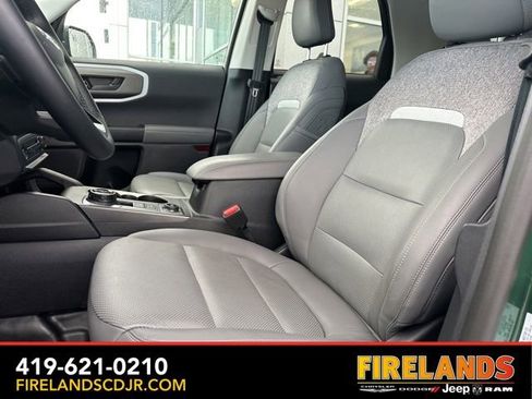 Used 2025 Ford Bronco Sport Badlands image 16