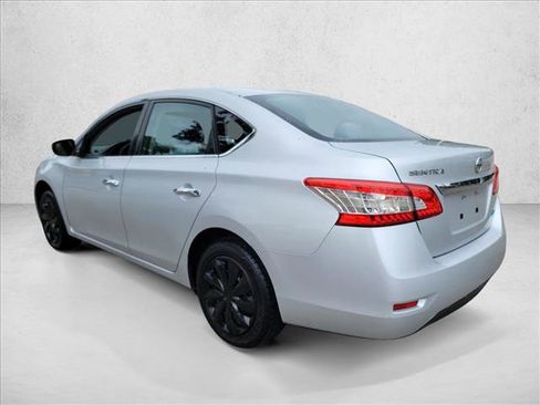 Used 2014 Nissan Sentra S FWD image 7