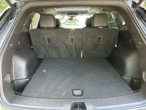 Used 2022 Chevrolet Blazer Premier w/ Enhanced Convenience Package AWD/4WD image 23
